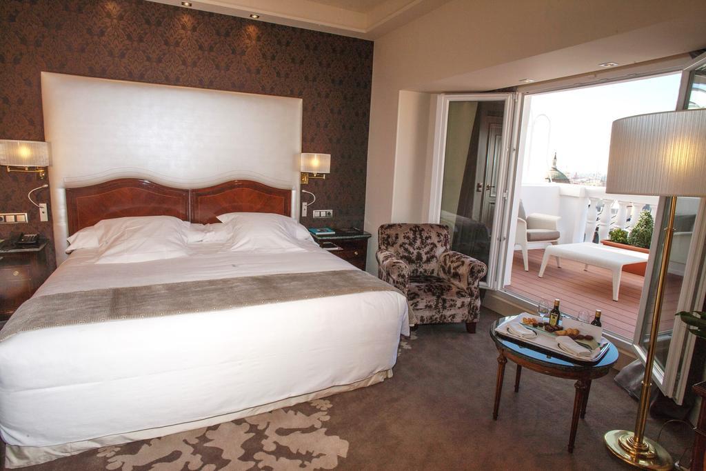 Quarto Duplo Superior com Terraço - The Wellington Club